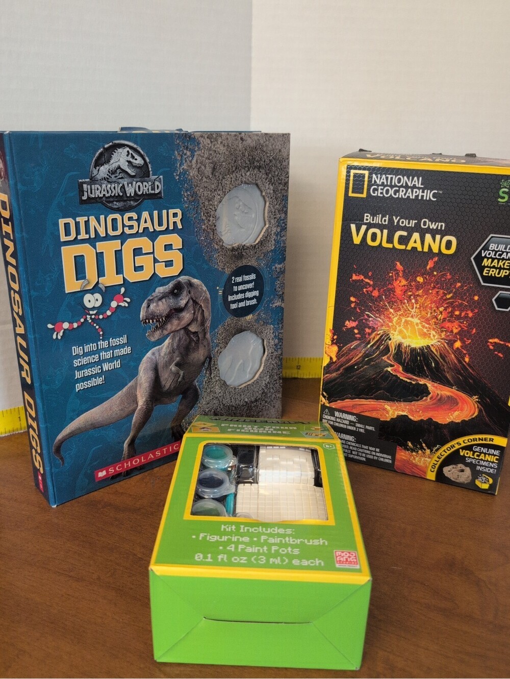 National Geographic Build Your Own Volcano Kit, Dino Digs, Minecraft paint